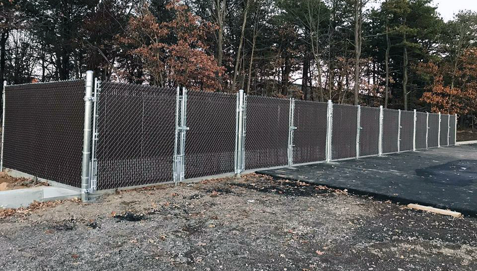 Chain Link Fence, Gate & Slats Installation Company | Reliable Fence